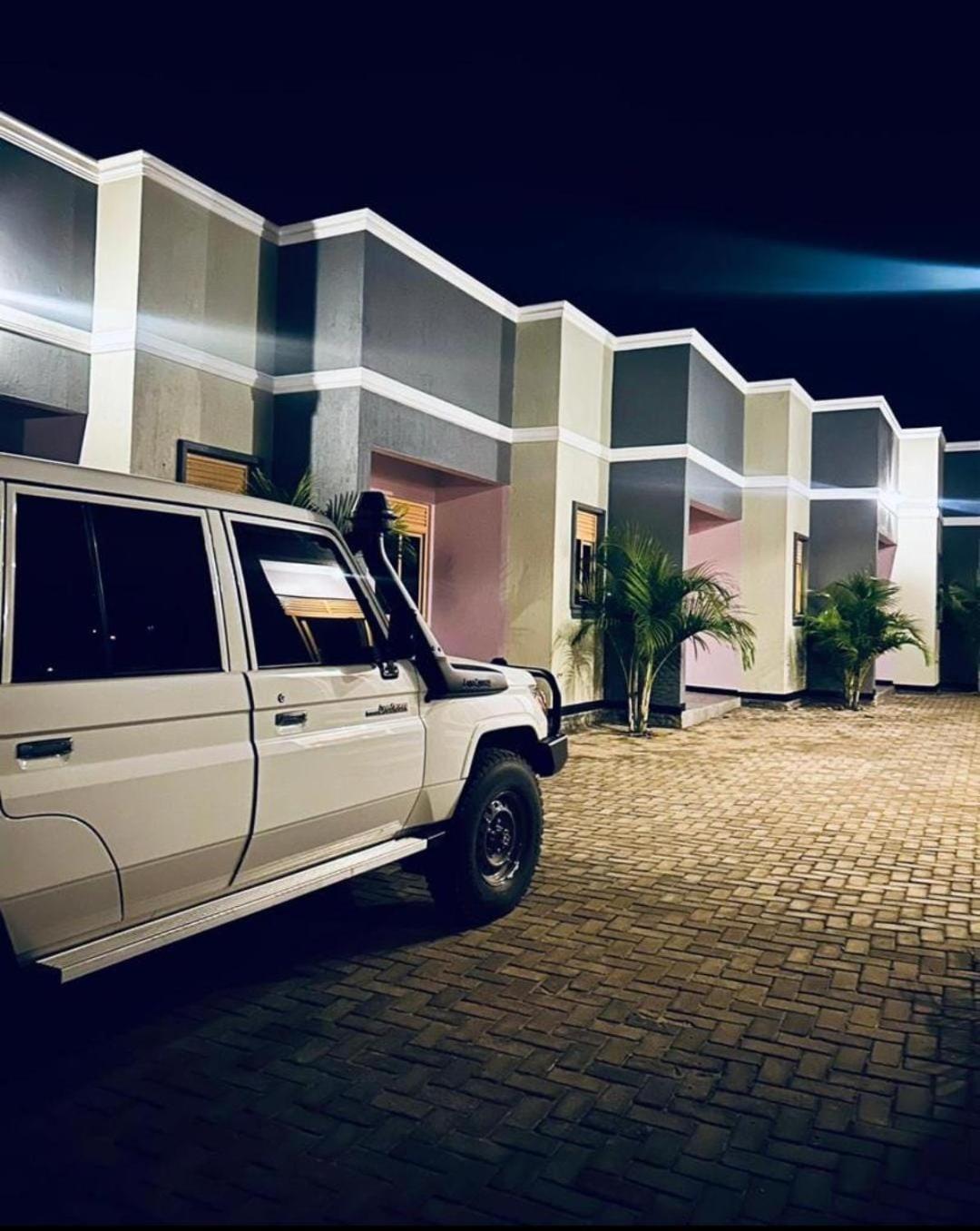 Onyx Motel And Suites Mbarara المظهر الخارجي الصورة